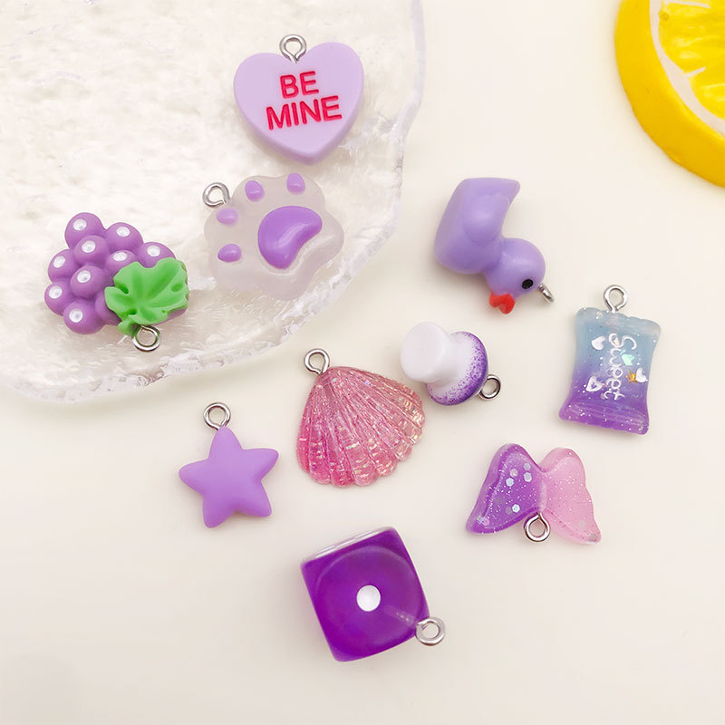 Top-Drilled Drill Orientation 1 Piece Resin Star Heart Shape Grape Pendant