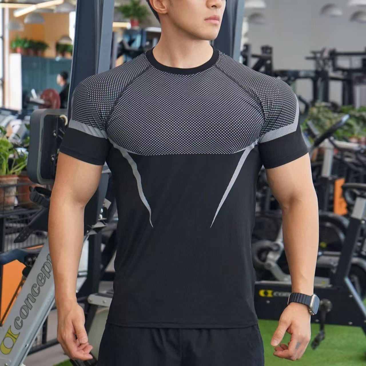Men's Fitness T-shirt Seamless Quick Drying Breathable Oversized_voghion.com