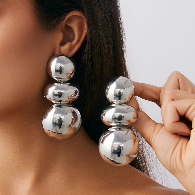 欧美跨境饰品设计感轻奢褶皱几何耳钉earrings 甜酷光面圆形耳饰|undefined