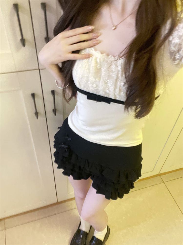 Korean-Style Lace Patchwork Bow Short-Sleeve T-Shirt for Women, Summer Slim-Fit Puff Sleeve Square Neck Top