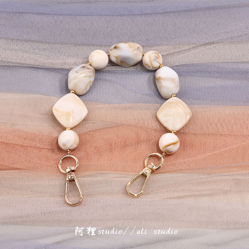 Shell color with buckle total length 31cm