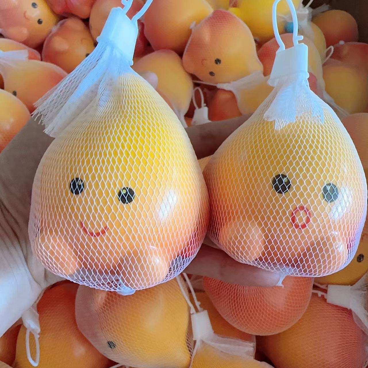 Varios juguetes famosos en internet, juguetes blandos de Nezha, figuras de rebote lento, muñecas Ao Bing, artículos para aliviar el estrés, venta al por mayor para puestos.