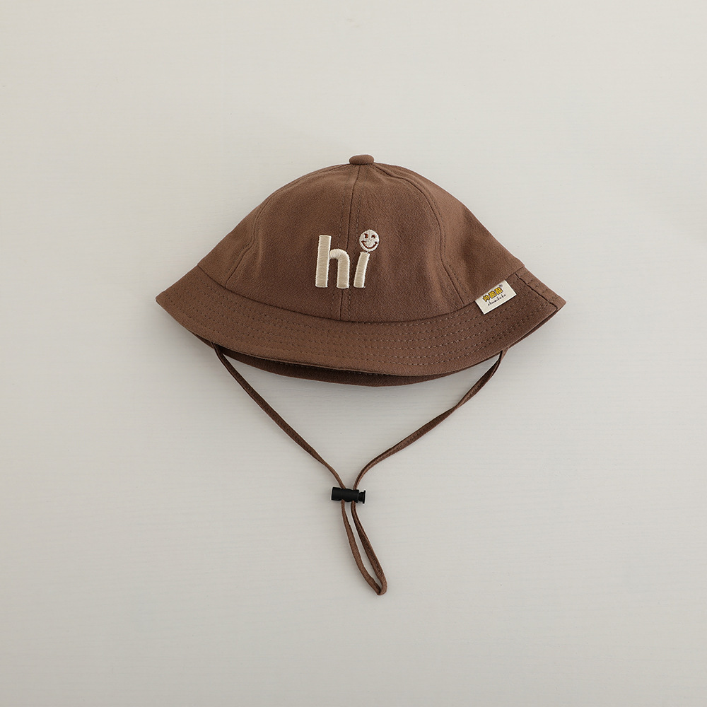 Sombrero para bebés coreano estilo simple letras bordadas sombrero de pescador primavera y verano delgado bebé fuera sombrero solar
