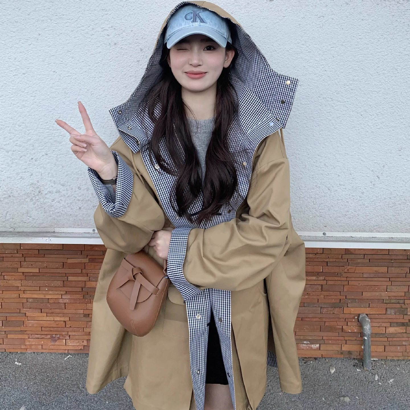 Meng Ziyi's Same Style Khaki Hooded Windbreaker Jacket for Women Spring & Fall High-End Plaid Stitching Loose Mid-Length Top