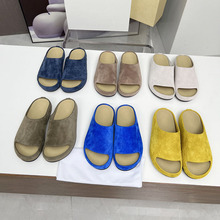 �|ݸ���~�p�����m��ײ�����Ь2025���ļ������ǽq��¶ֺһ����