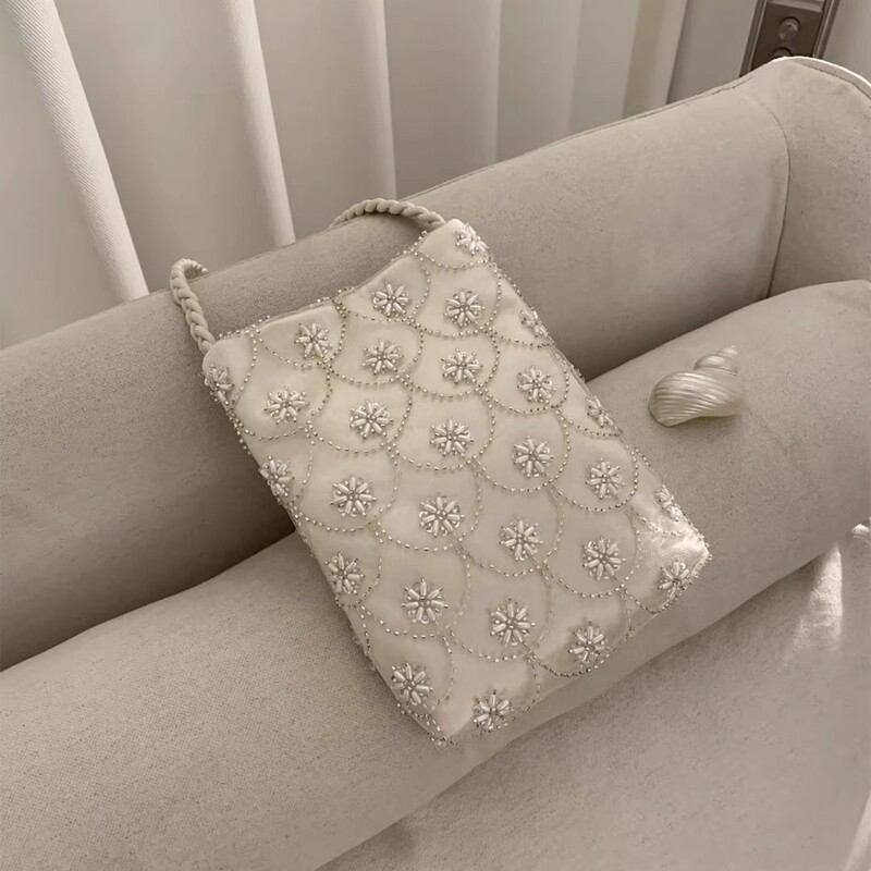 2026 New High-End Beaded Embroidery Bag, Sweet Ladylike Party Bag, Evening Dress Bag, Single Shoulder Crossbody Bag for Women 2026 New High-End Beaded Embroidery Bag, Sweet Ladylike Party Bag, Evening Dress Bag, Single Shoulder Crossbody Bag for Women