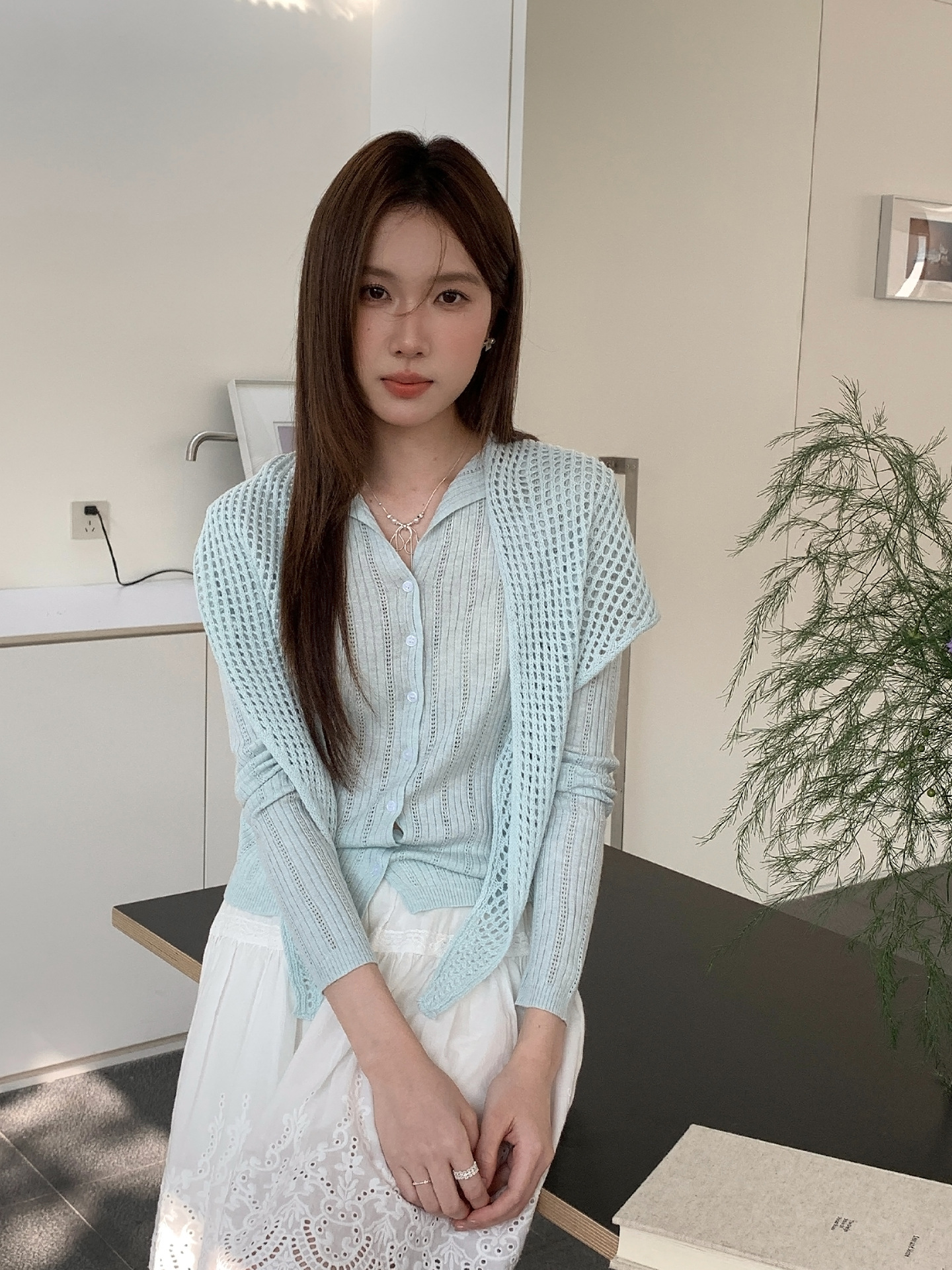 26ye044 light blue shawl