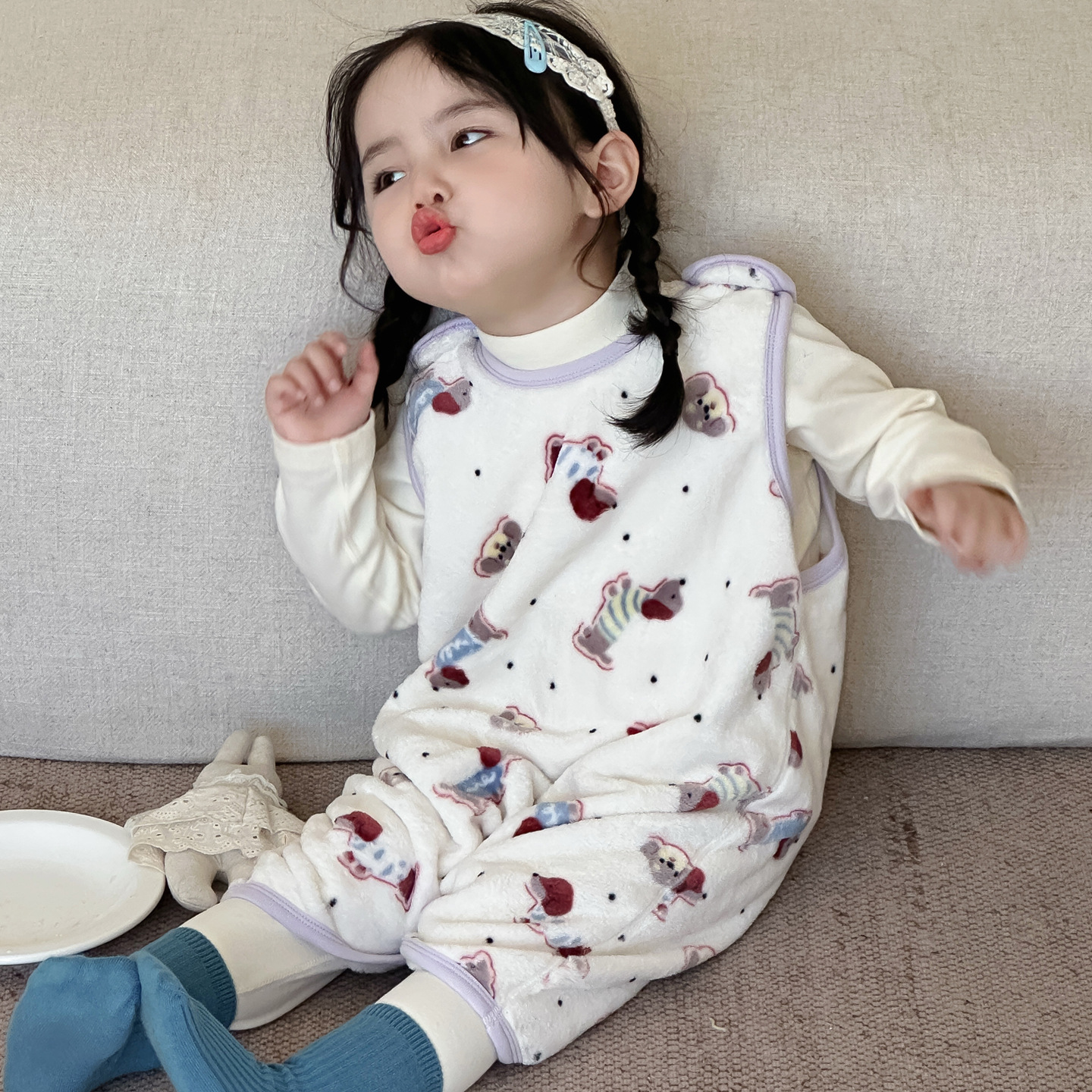 Autumn and Winter Kidsren's Sleeping Bag Flannel Boneless Baby Vest-Style One-Piece Pajamas Sleeveless Vest for Boys and Girls Anti-Kick Quilt