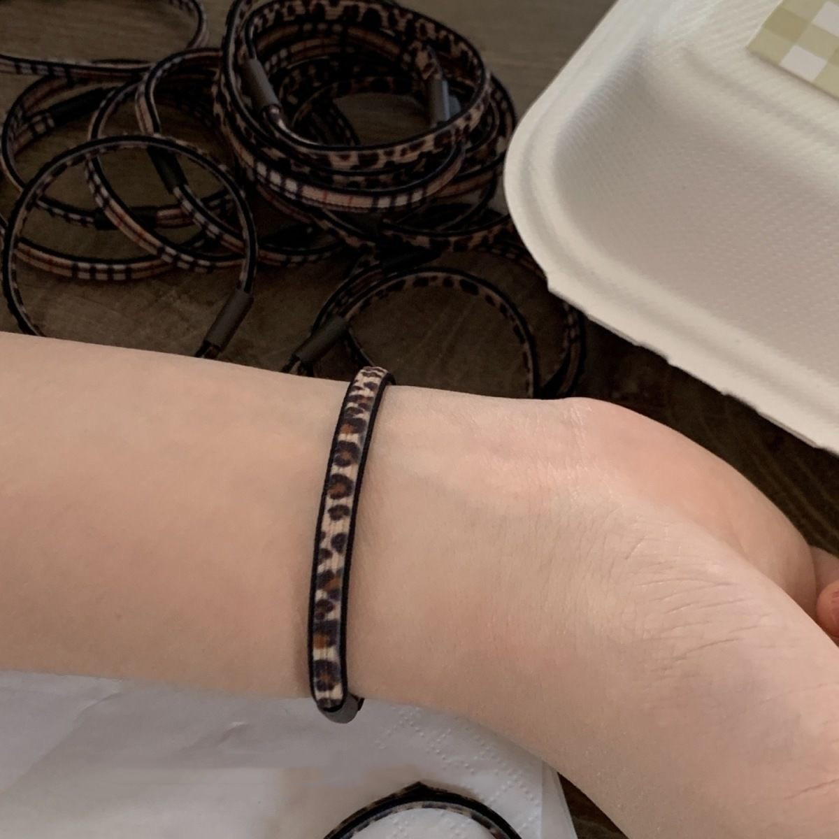 Women's Gender Retro Simple Style Women's Plaid Leopard Cord Hair Tie