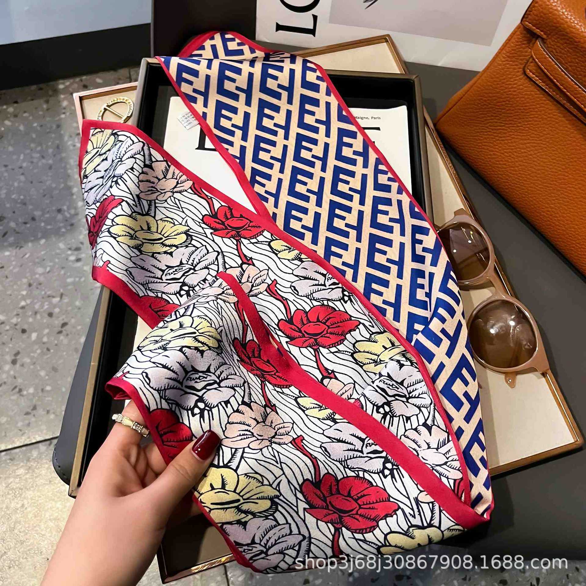 Nuevo bufandas de seda de impresión delgada y larga para mujeres nuevas bandas de moda de decoración profesional bufandas