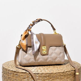 �羳���NŮ���߼����p��б����������μ������bagsƤ��ͨ�ڰ�