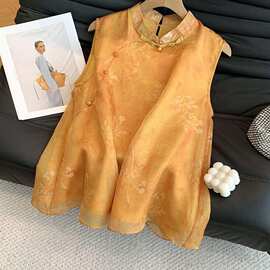 新中式黄色印花无袖背心女2026夏季新款宽松显瘦通勤洋气减龄马甲