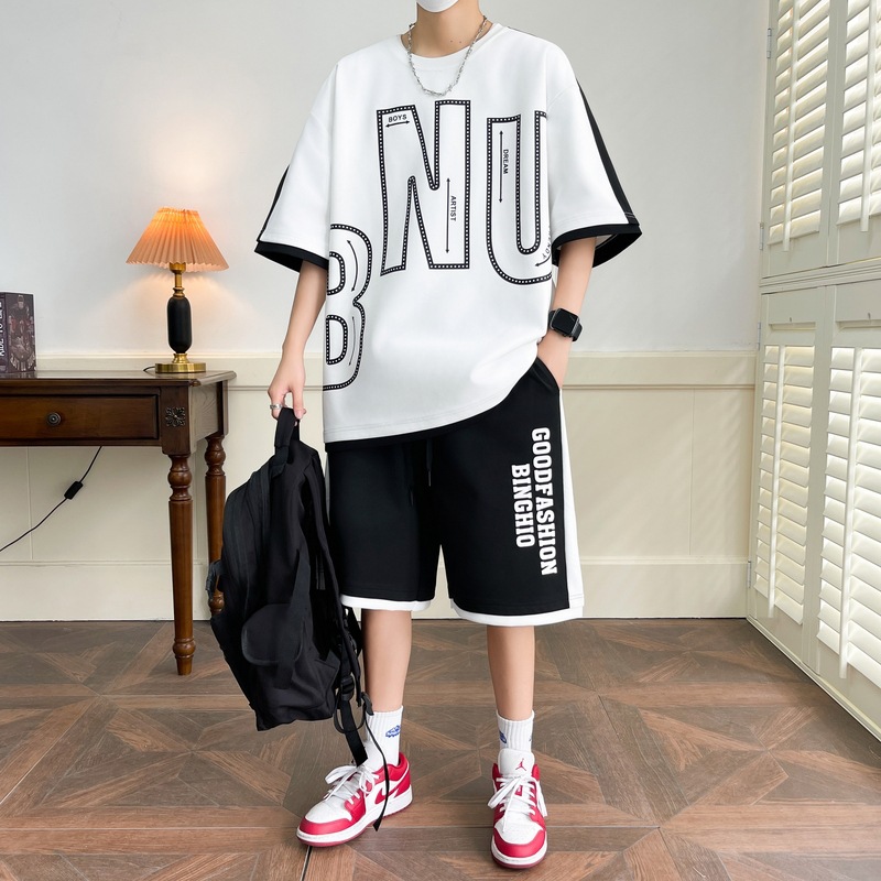 2025 verano Hong Kong estilo de ropa de hombre de seda cool algodón cuello redondo camiseta de manga corta pantalones cortos de dos piezas estilo de moda casual