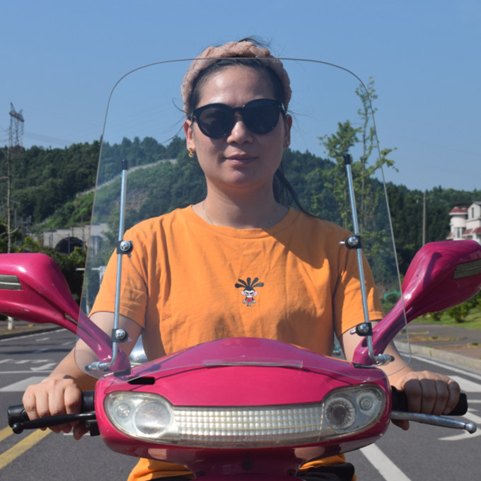 Electric Vehicle Front Windshield Tempered Glass Battery Pedal Type Motorcycle Windshield Glass High Definition Front Windshield