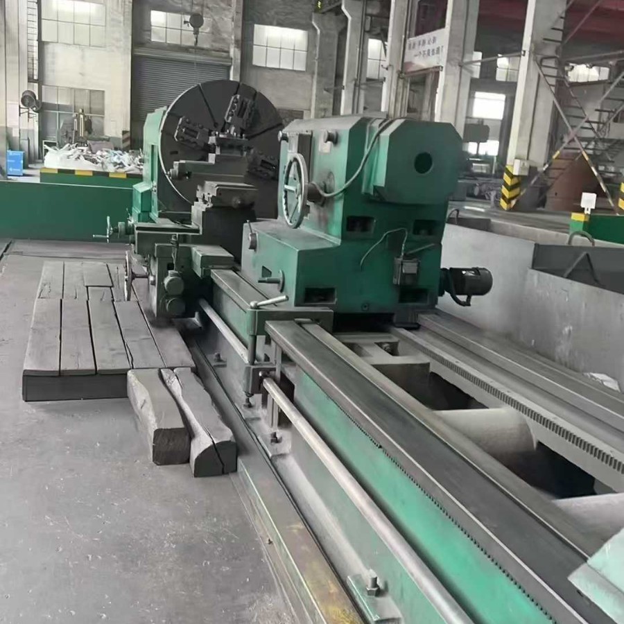 转让二手星火CW61160x6米卧式车床主电机功率55承重:25T