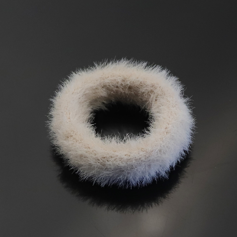 Nueva banda de pelo de felpa de color caramelo Red de cabeza roja cuerda simple banda de goma accesorios para el cabello de otoño e invierno accesorios para el cabello de alta elasticidad