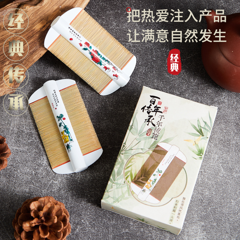 Manufacturer's new bamboo grate removes dandruff and removes head…