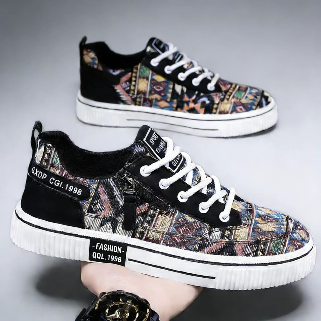 Zapatos de lienzo impresos para hombres primavera transpirable con nicho de diseño casual zapatos de skate para hombres ligeros con suela suave casual