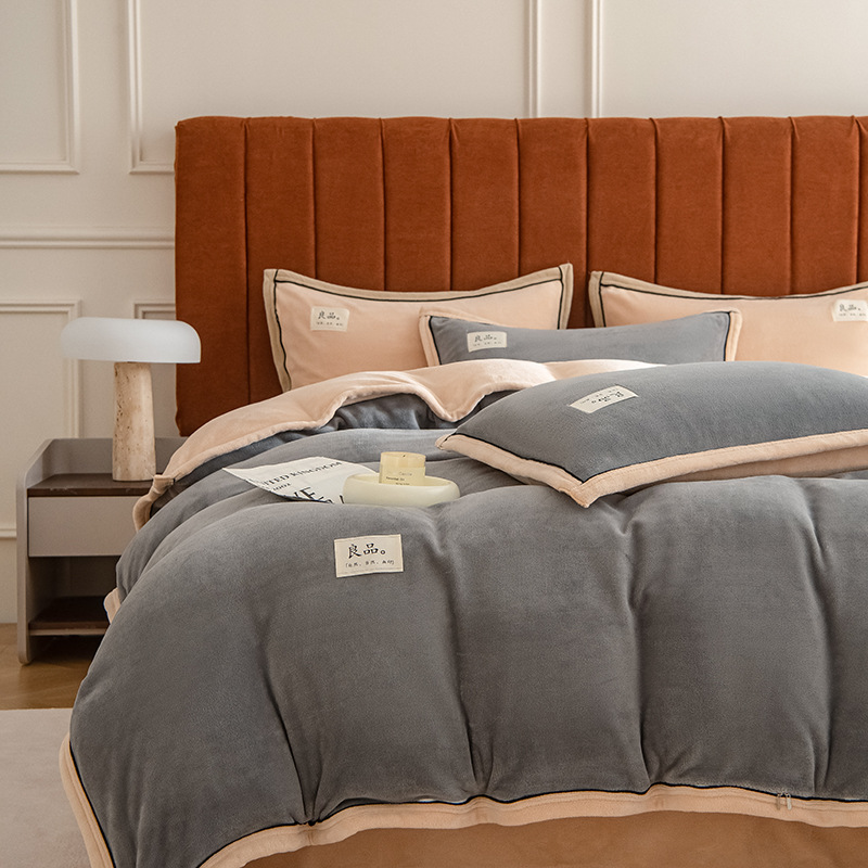 Crystal Velvet Baby Velvet Baby Velvet Juego de cuatro piezas Leche Velvet Clase A Textiles para el hogar Nantong Sábanas Funda edredón Juego de tres piezas para estudiantes