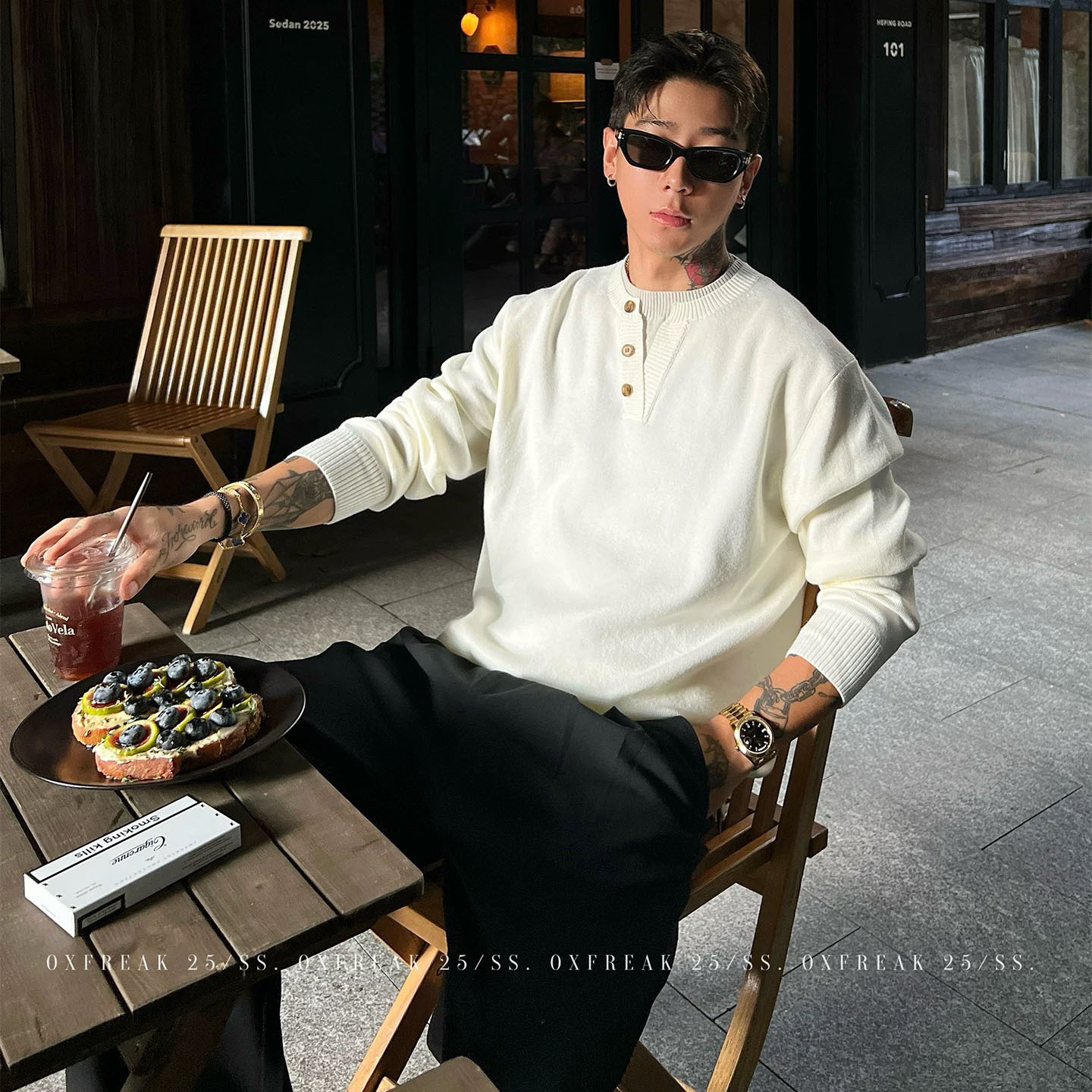 Explosiones transfronterizas de tamaño grande europeo falso dos piezas de camisetas de punto de cuello en V suéter hombre viejo viento de negocios otoño invierno fábrica al por mayor