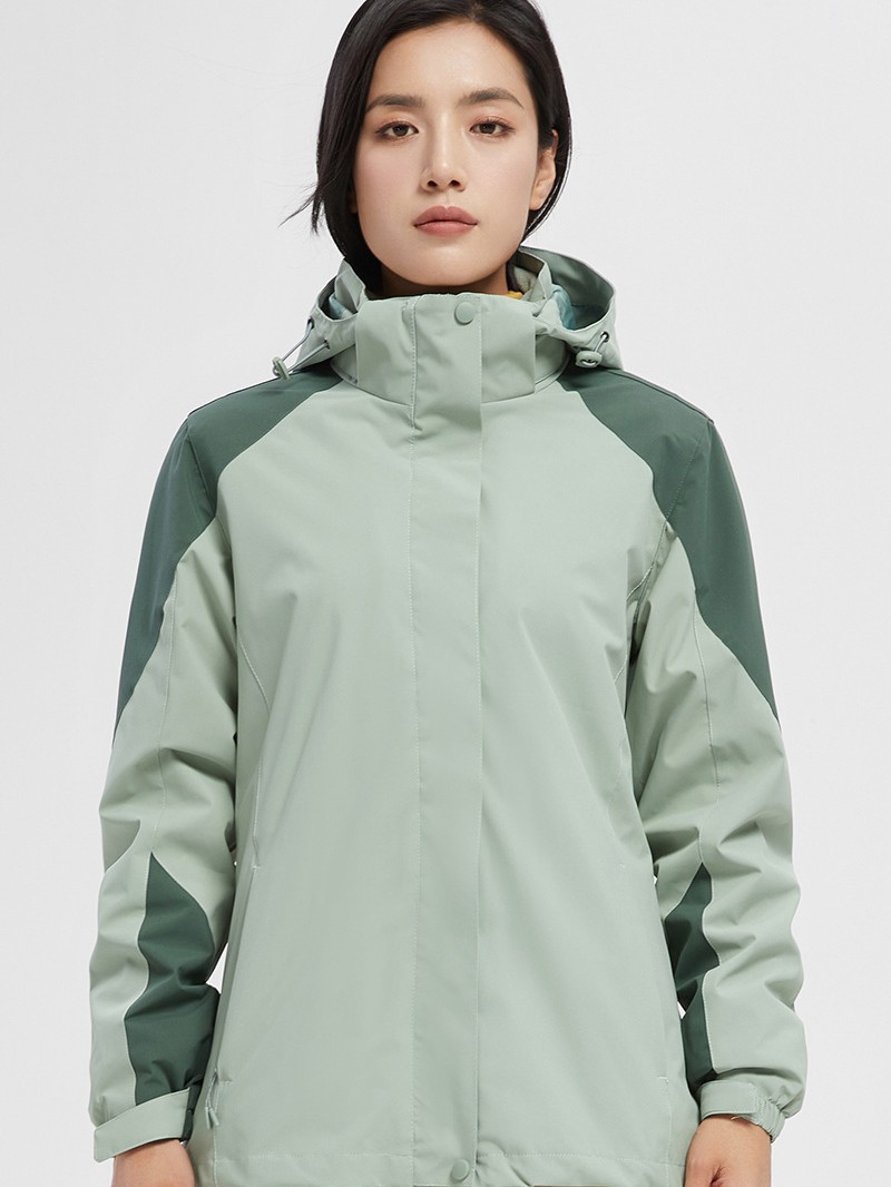 Fábrica directa al aire libre tres en uno vestir de asalto otoño y invierno para hombres y mujeres a prueba de viento a prueba de agua desmontable chaqueta de calor interior