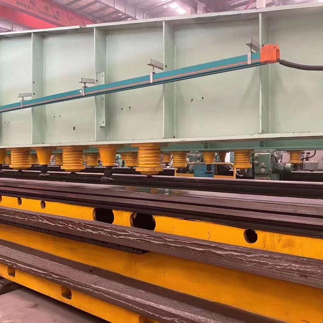 出售12米刨边机，济南二机床，少用，在位，在用