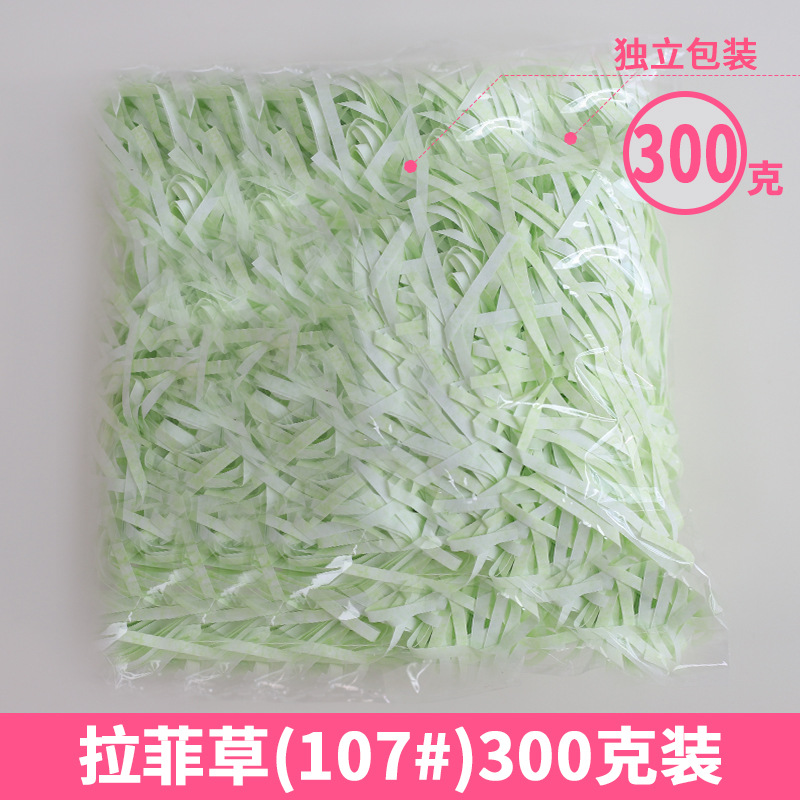 Rafia de 100g, fabricante mayorista, para decoración de cajas de regalo de boda, regalos de cumpleaños, relleno de papel triturado, seda, hierba para manualidades florales