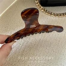 �������ڸ����ʰ뷢��ץ��ɫ�����������ػ�