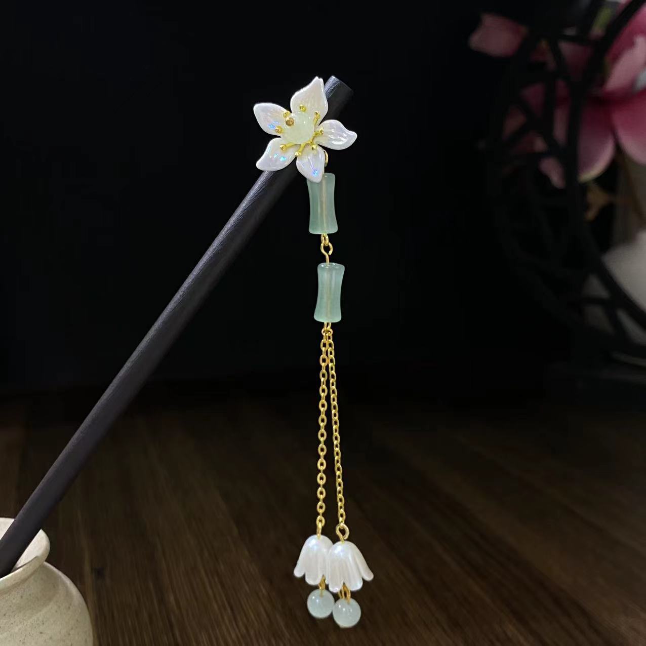 Mori vintage sandalwood hairpin ancient style updo hairpin high-grade wooden tassel Hanfu cheongsam step shake headdress hair accessories