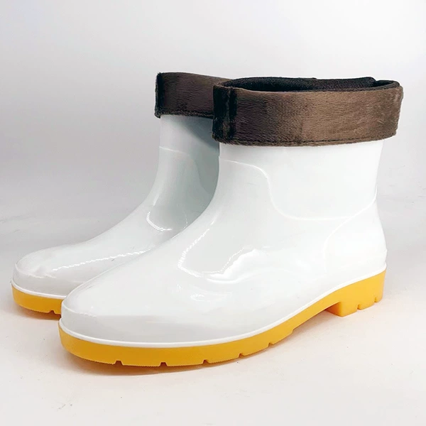 229 men's low-top white plus short plush rain boots