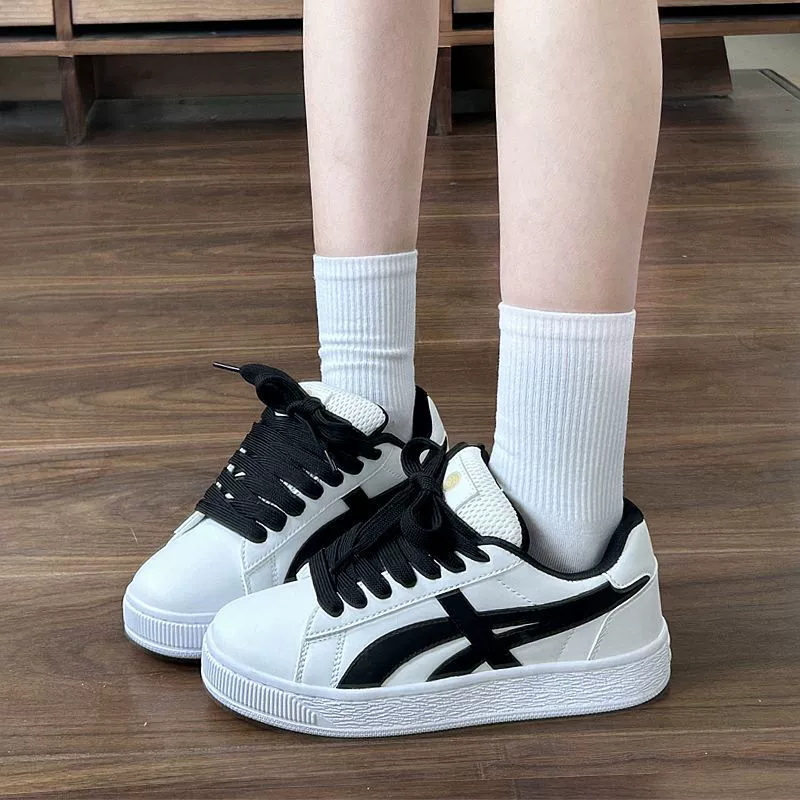 Черные кроссовки женские летние 2025 новые дикие повседневные туфли оригинальные нишевые пары туфли на толстой подошве