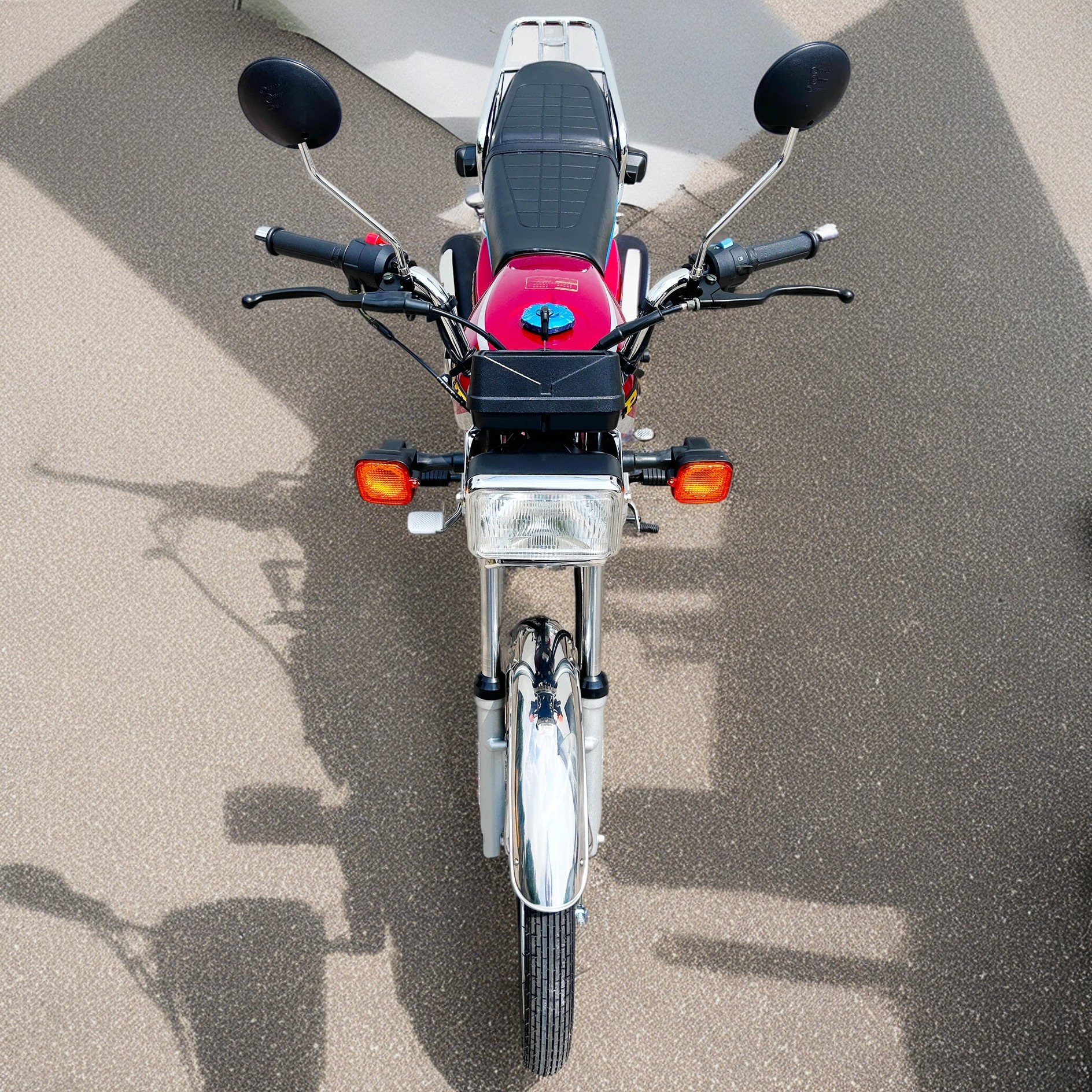 Exportación de alta rentabilidad África Ghana Medio Oriente Irak América del Sur Perú estado de ruedas de aluminio CG150 motocicleta