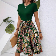 �羳�W��Ů�b���R�d���uͨ����վ��ȹ�A�I���佉��ͨ���B��ȹ