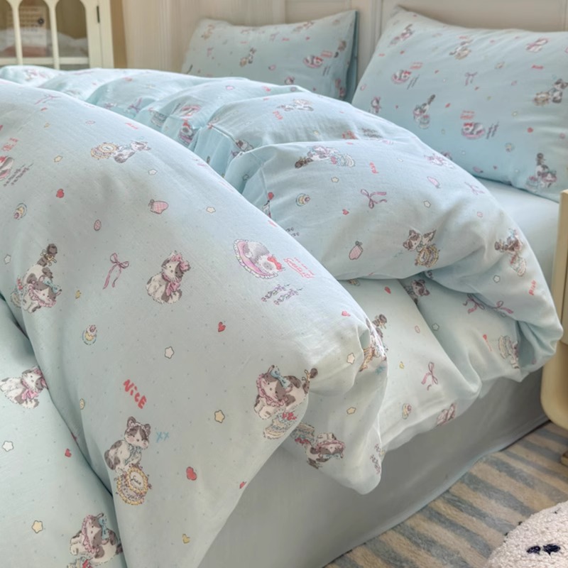 Cama de hilo de doble capa de algodón estilo ins Juego de cuatro piezas Funda de edredón de algodón puro para niños 2025 Nuevo juego de tres piezas de dormitorio de sábanas