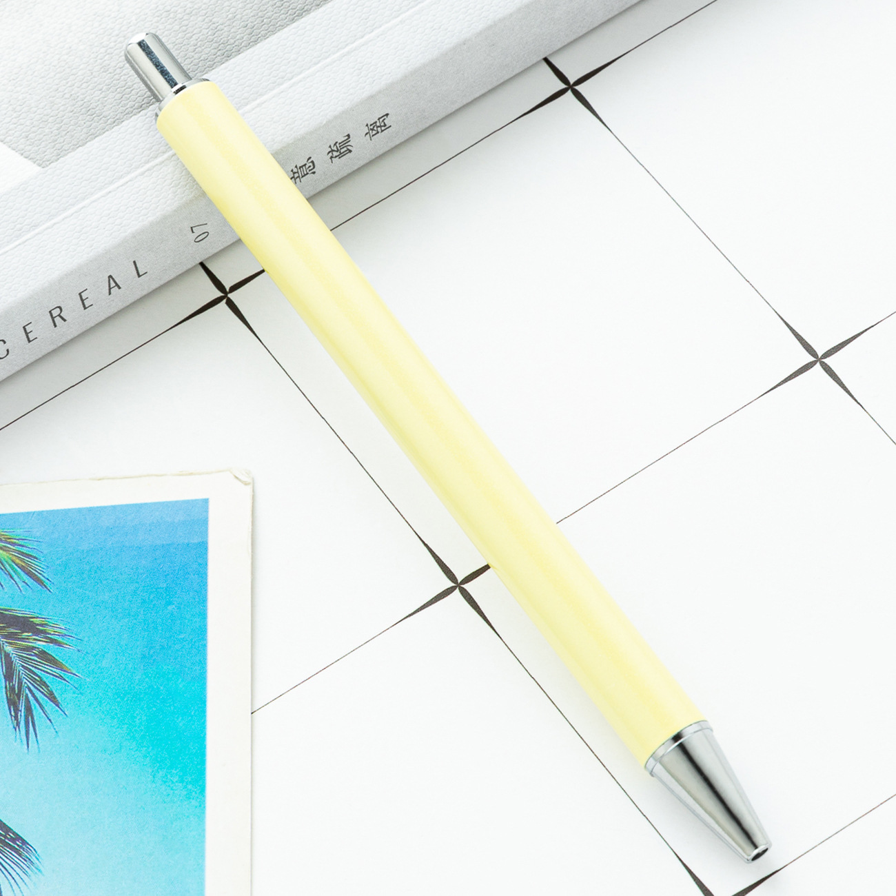 Bolígrafo de prensa de nuevo estilo, brillo creativo, regalo publicitario de metal, bolígrafo, logotipo imprimible, bolígrafo de prensa al por mayor