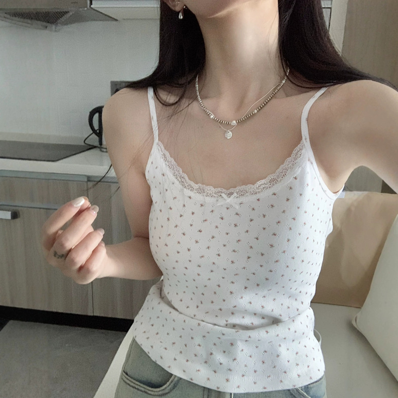 Korean Style 2026 Summer New Lace-Trimmed Sweet and Spicy Camisole Slim-Fit Slimming Bm Base Shirt Short Top