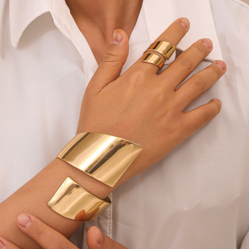 Cross-Border Trendy Jewelry with Bold and Exaggerated Wide-Face Design, Women's Open Bracelet + Ring Set Jewelry Set