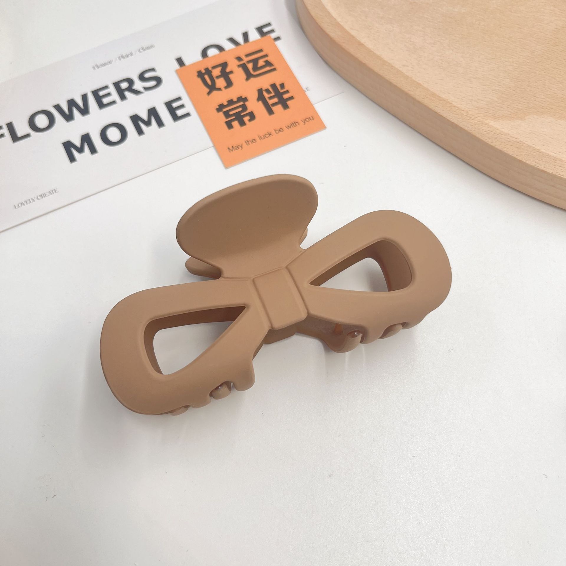 Accesorios para el cabello coreanos Clip de sensación premium de verano Clip de tiburón en la parte posterior de la cabeza