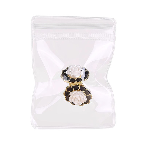 Jewelry storage sealable bags, PVC transparent self-sealing bags, cards, jewelry, collectibles, squeeze-on stickers with hanging loops and anti-oxidation feature.