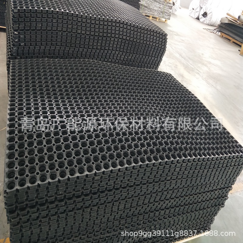 供应孔防滑橡胶地垫，畜牧草坪橡胶垫，青岛橡胶垫