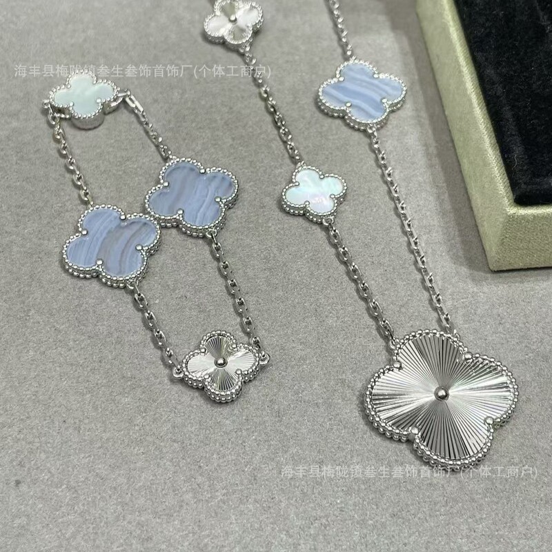 925 Silver Plated with 18K Gold Four-Leaf Clover Gray 11-Flower Necklace Sweater Chain Purple Chalcedony Irregular Four-Flower Five-Flower Bracelet Light Luxury 925 Silver Plated with 18K Gold Four-Leaf Clover Gray 11-Flower Necklace Sweater Chain Purple Chalcedony Irregular Four-Flower Five-Flower Bracelet Light Luxury