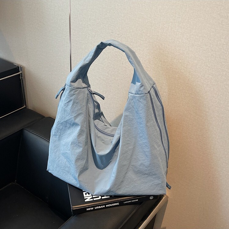 New Large Capacity Tote Bag Women's Simple Solid Color All-match Lazy Style Shoulder Bag Casual Commuter Handbag