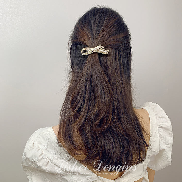 折一下蝶结水钻