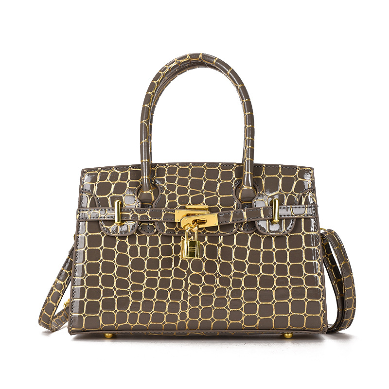 Bolsas de cocodrilo de alta calidad para mujeres 2024 nueva moda bolsas portátiles de moda Kylie bolsas de oro de inclinación universal bolsas grandes