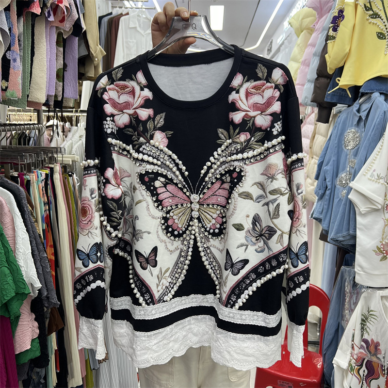 New European-style heavy-duty lace beaded embroidered butterfly and floral long-sleeve T-shirt for women, round neck, loose fit, fashionable top New European-style heavy-duty lace beaded embroidered butterfly and floral long-sleeve T-shirt for women, round neck, loose fit, fashionable top