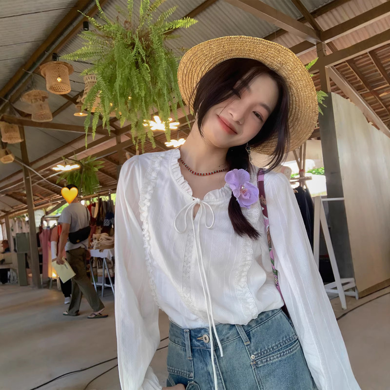 Southern French Autumn Style Lace-Up Collar 2026 Spring and Autumn White Shirt for Women, Petite, Chic, Gentle Style Blouse Southern French Autumn Style Lace-Up Collar 2026 Spring and Autumn White Shirt for Women, Petite, Chic, Gentle Style Blouse