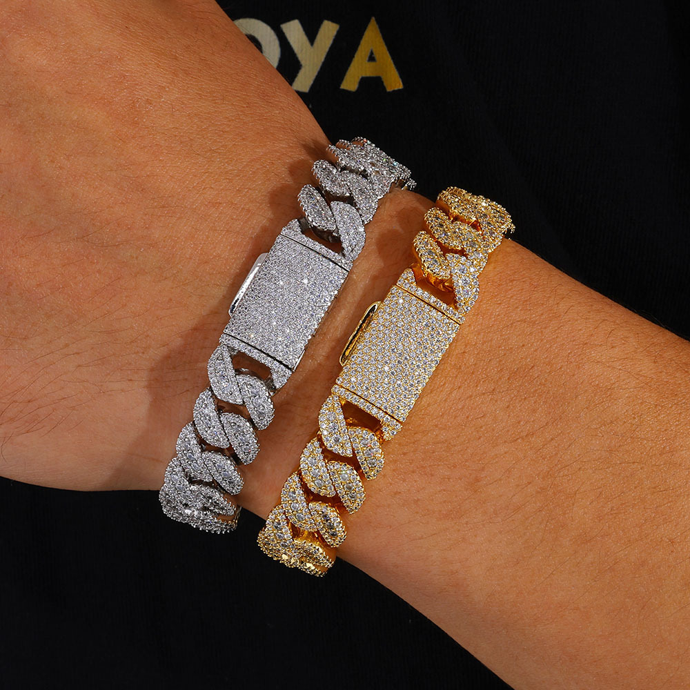 Cuban Chain Bracelet For Men With Full Diamond Zircon And Clasp_voghion.com