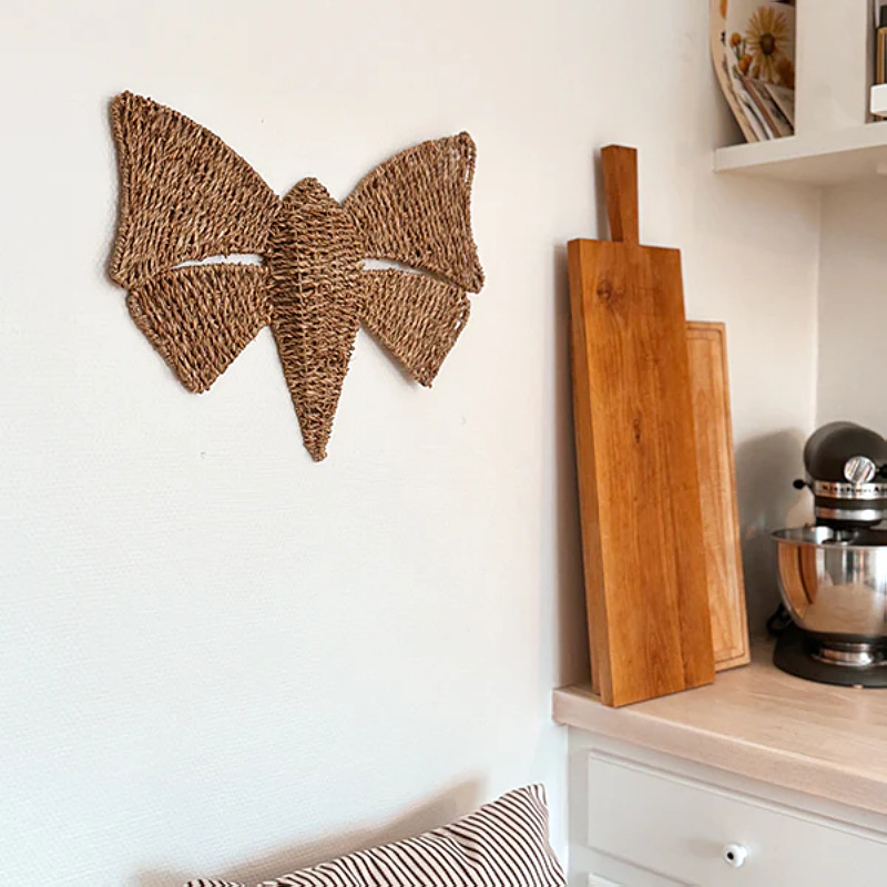 Insecto tejido a mano tema de pared colgante decoración colgante para el hogar colgante mariposa de paja colgante decoración al por mayor