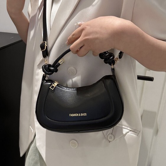 Trendy Solid Color Small Square Bag 2025 Retro New Korean Version Single Shoulder Crossbody Handbag Women's Bag Cross-Border Hot