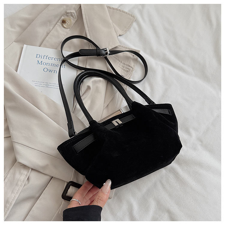 Cestas de platos de mano bolsas de cubo mujeres 2025 nuevo cross-border europeo y americano retro mochila de piel de ciervo esmaltado